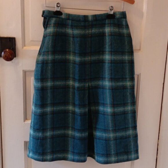 Vintage wool plaid celtic kilt skirt - Picture 2 of 5